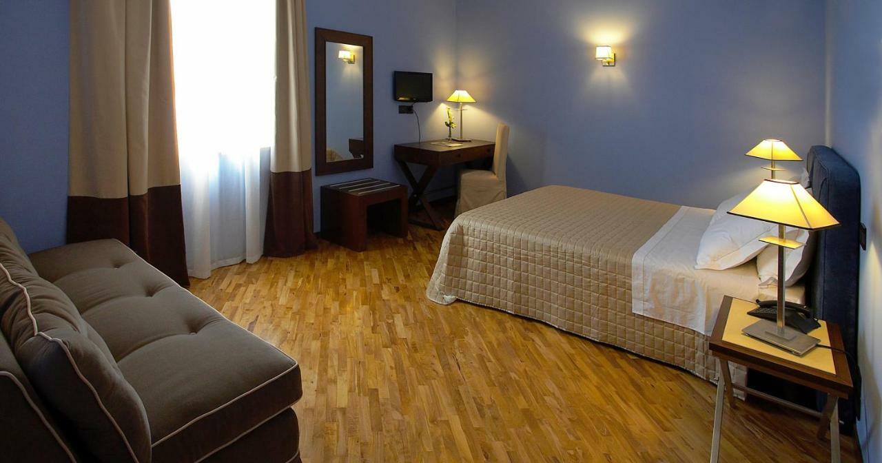 Hotel Messenion Mesyna Zewnętrze zdjęcie